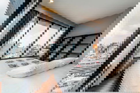 🌟  M Silom 
Size 84 SQ.M Type 2 Bedroom 2 Bathroom On the 39th Floor 
Rental.70,000 THB