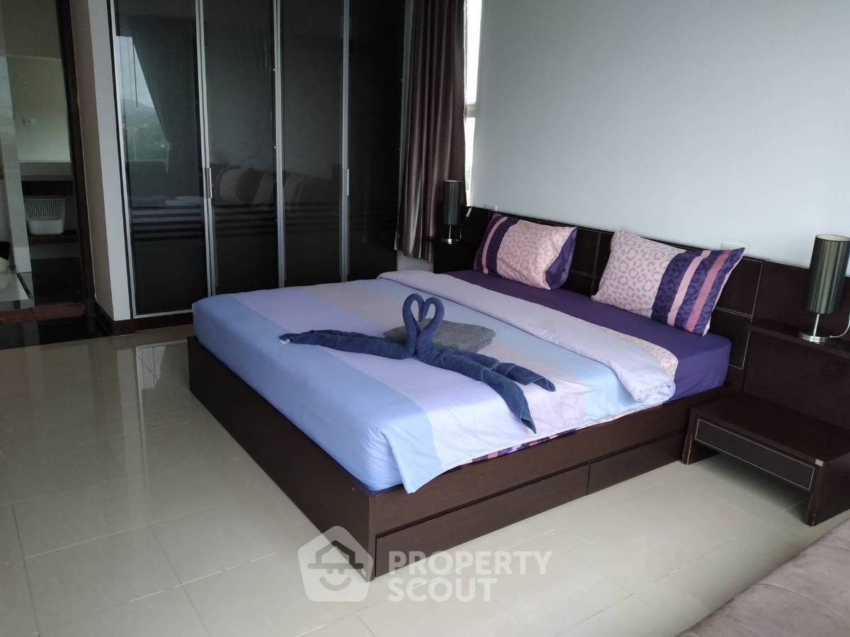รูป คอนโด 2 ห้องนอน 106 ตร.ม. ราคาดี La Royale Beach Condo พัทยา (ID 1355270) - รูปที่ 2/11