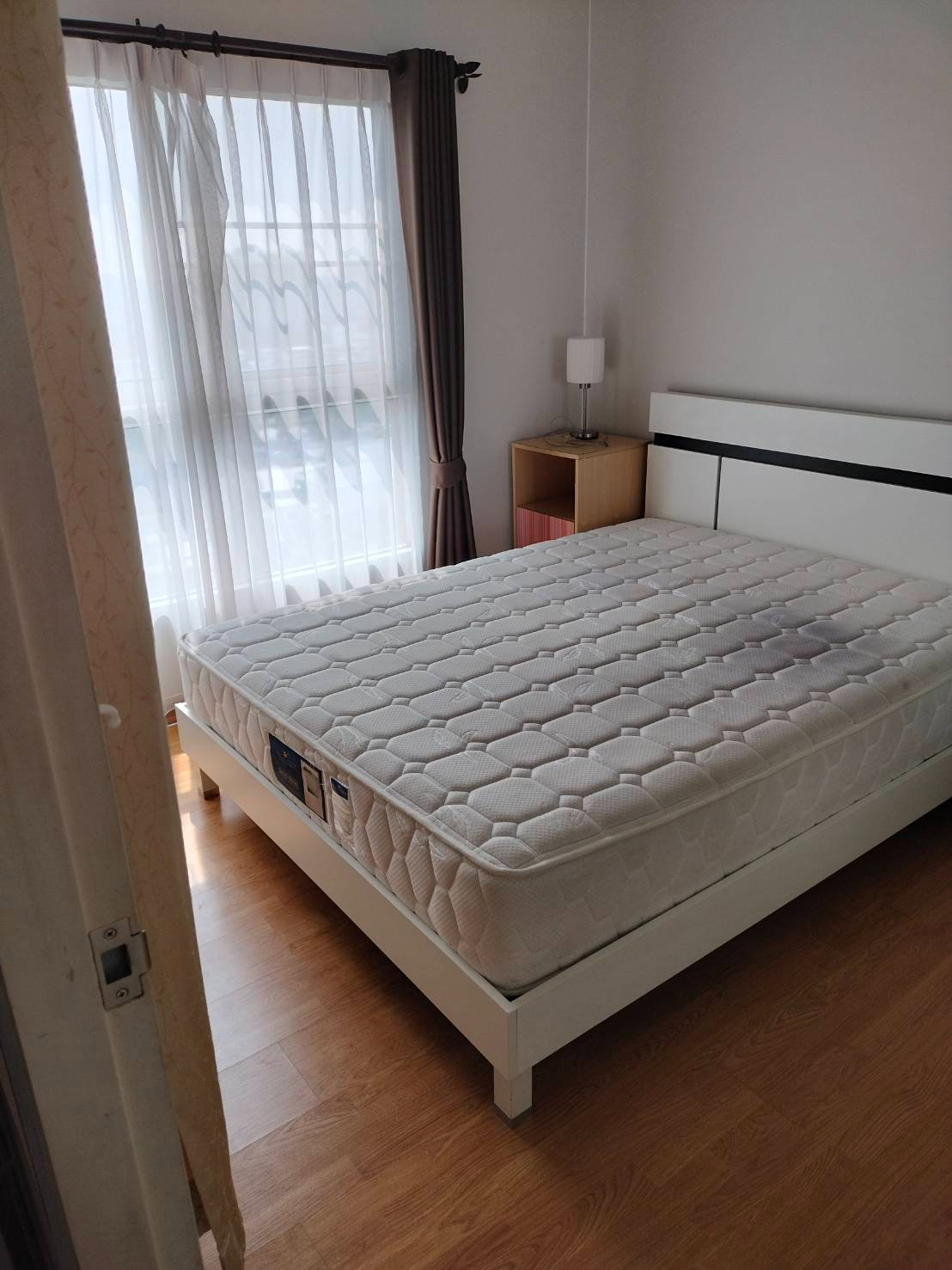ให้เช่า คอนโด เดอะ พาร์คแลนด์ แกรนด์ ตากสิน ใกล้ บีทีเอส ตลาดพลู ที่ Line: @homefinder