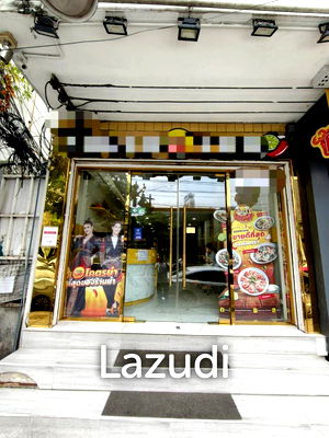 เช่าพื้นที่ขายของ ถนนพระราม 3 : Main Thong Lo Shophouse Opportunity | 4 Floors | Beside brand new Market Place Thong Lo