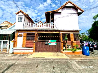 TOWN_HOUSE for sale  Khlong Sam Khlong Luang Pathumthani