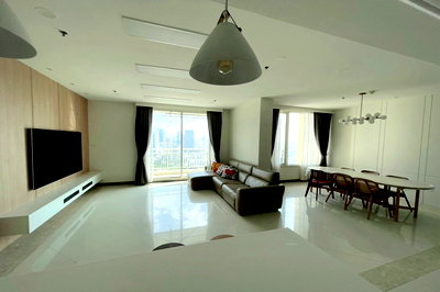 Condos for sale BTS Chong Nonsi : For Sale  !! Wide living room, rare item ! Code C20260200002...The Empire Place, 3 bed, 4 bath, high floor 29+, furnished, Special Deal!!📣📣