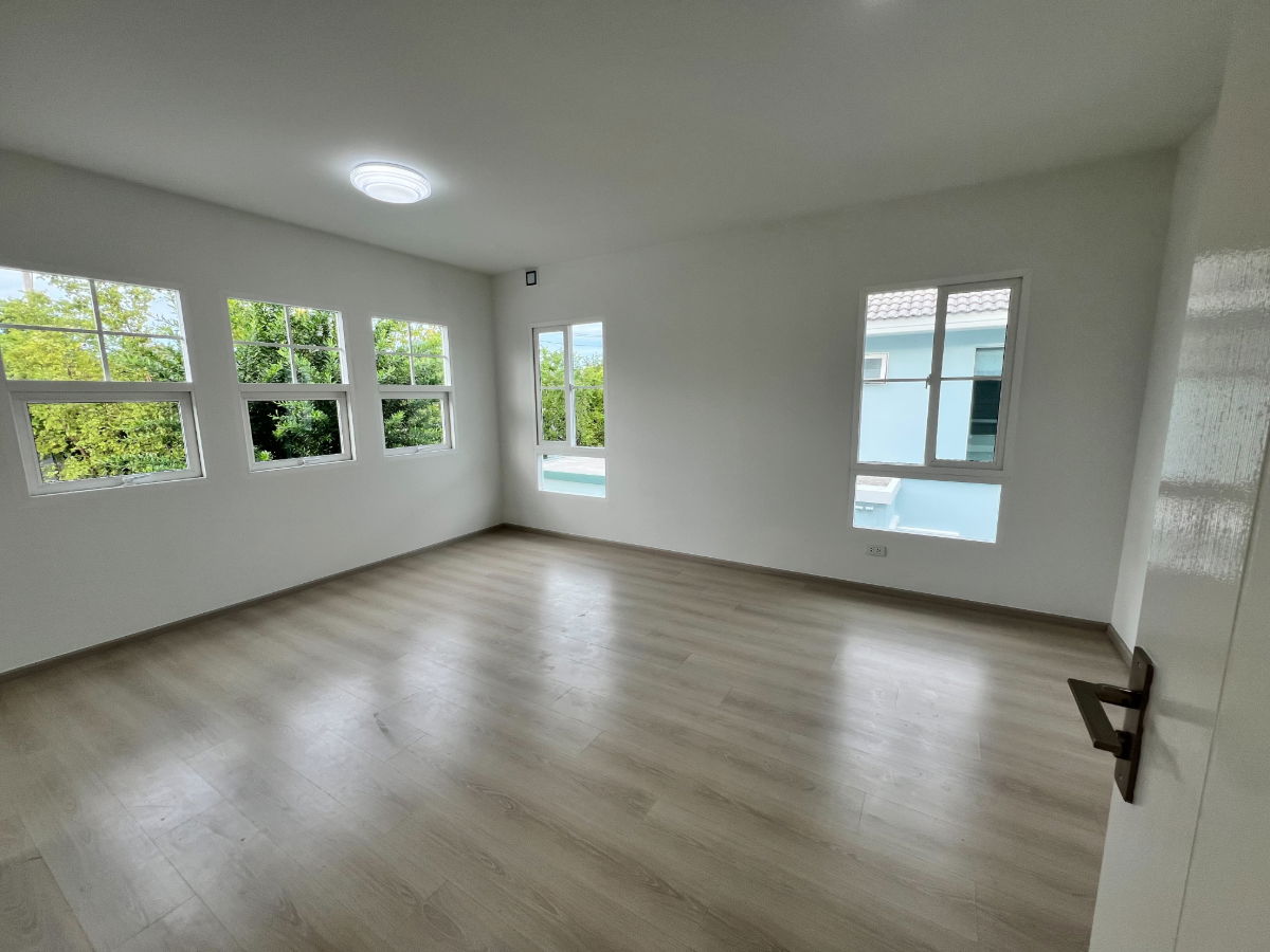 รูป ขายบ้านเดี่ยว ติดถนนเมนเฟสแรก 55.1 ตร.วา 3 นอน 3 น้ำ ราคาถูกที่สุด - รูปที่ 21/34