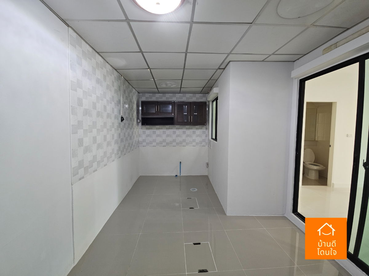 รูป ลดราคาพิเศษ บ้านกลางเมือง นวมินทร์42 (33 ตร.ว.) หลังมุม รีโนเวทใหม่สวย ใกล้เดอะมอล์บางกะปิ  - รูปที่ 21/37