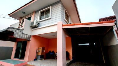 เช่าบ้านเดี่ยว ม.กรุงเทพ กล้วยน้ำไท : 🚗 บ้านเดี่ยว 40 ตร.วา ใกล้ BTS | จอดได้ 4 คัน | เข้า–ออกสะดวกมาก!