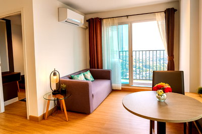 คอนโดให้เช่า : ให้เช่าคอนโด ห้องมุมวิวแม่น้ำชัด The Trust @BTS Erawan เฟอร์ครบ พร้อมอยู่ (30 ตร.ม.)  