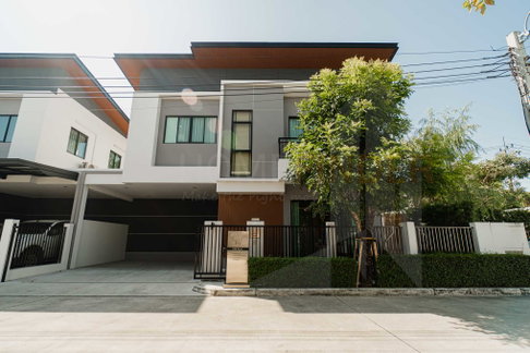 The One Life Bangna 4 bedrooms, for sale