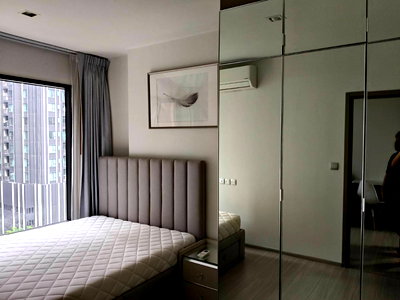 Condos for sale Big C Extra Ratchadaphisek : P-46143 City View! Life Asoke Hype 1 Bed 32 sqm Near MRT Phetchaburi, Great Price 4.5M! Line Id @easythaihome 085-592-2897