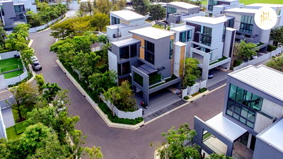 บ้านเดี่ยว กรุงเทพกรีฑา : ขายบ้านเดี่ยว  VIVE กรุงเทพกรีฑา  บ้านสวย บิลอินทั้งหลัง หลังมุม   ใกล้โรงเรียนนานาชาติเวลลิงตัน