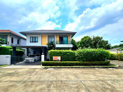 บ้านเดี่ยว แจส กรีน วิลเลจ คู้บอน : ขายด่วน! บ้านเดี่ยว Life Bangkok Boulevard รามอินทรา 65