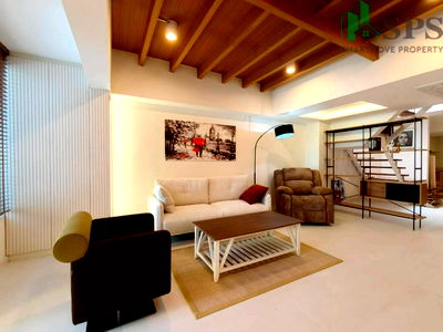 เช่าทาวน์โฮม ถนนเพชรบุรี กรุงเทพฯ :  ให้เช่า บ้านพร้อมอยู่ ใกล้ BTS สถานีพระโขนง (SPSSR56)