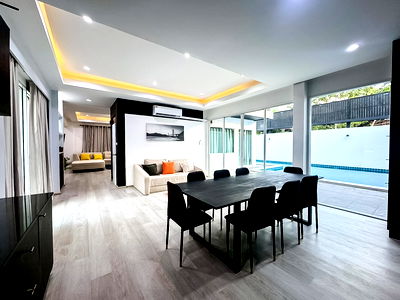 บ้านเดี่ยวให้เช่า : Pool Villa 4 Bedroom for Rent in Huai Yai, East Pattaya