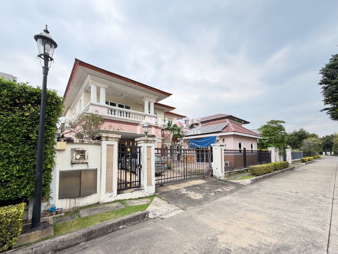 4-bed house for sale, 350 sqm, 117.2 sq wah, Ladawan Phuttamonthon Sai 2