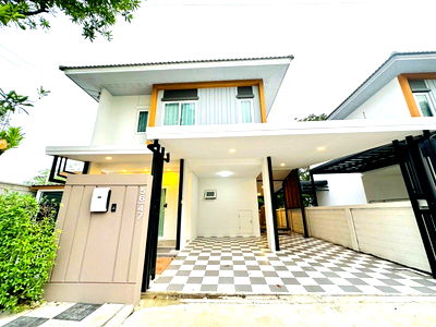 Houses for sale Lumlukka Road : 👀 Anyone looking for a house in the Sai Mai area should check this one out! Sense Sai Mai 56 Village, offering a very special discount.