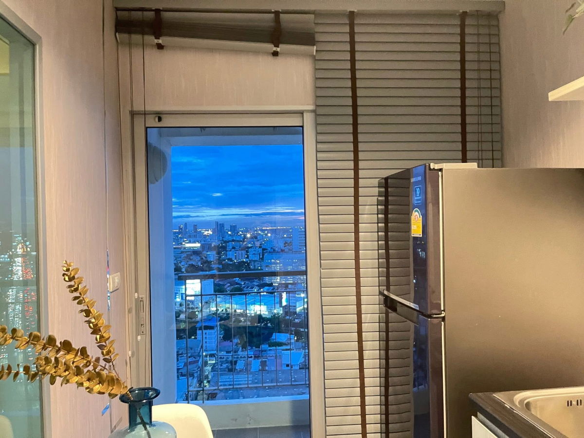 รูป ให้เช่า 📍 Aspire Ngamwongwan 📍 เฟอร์นิเจอร์ และ เครื่องใช้ไฟฟ้าครบ ใกล้เดอะมอลล์งามวงศ์วาน - รูปที่ 8/10