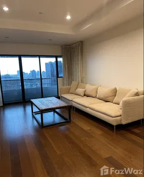 3 beds 3 baths 6025287