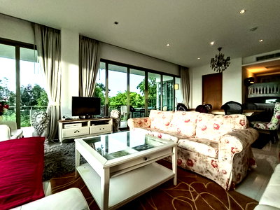 Condos for sale : The Sanctuary Wongamat luxury 3BR sea view for Sale