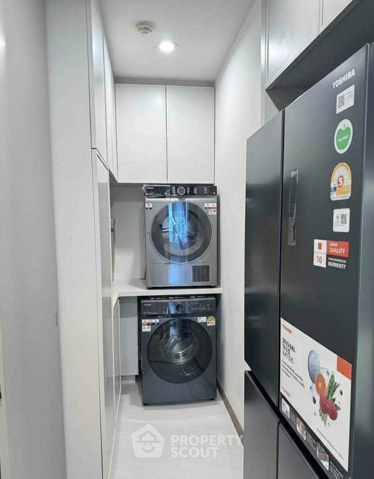 รูป คอนโด 3-ห้องนอน ที่ เดอะ รอยัล ศาลาแดง คอนโดมิเนียม ใกล้ MRT สีลม (ID 2611723) - รูปที่ 8/15