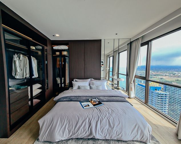 ขายเพนท์เฮาส์พัทยา ชั้น 38 (ชั้นบนสุด) โครงการแอราส บีชฟร้อนท์ วิวชายหาดจอมเทียนกว้าง 180 องศา