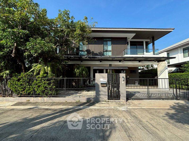 Houses for sale : 4-BR House at Mantana Bangna Km.7 in Bang Kaeo (ID 2618673)