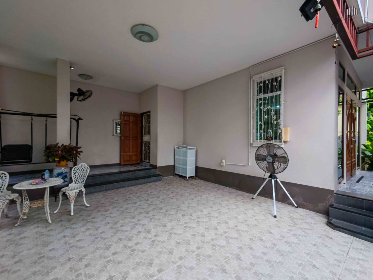 รูป หาไม่ได้แล้วบ้านเดี่ยวใกล้เซ็นทรัลอีสต์วิลล์ !! ขายถูกบ้านเดี่ยวขนาด 94 ตร.ว.ใช้สอย 300 ตร.ม. บนทำเลศักยภาพเสนานิเวศน์ลาดพร้าวเกษตร-นวมินทร์ !! - รูปที่ 3/21