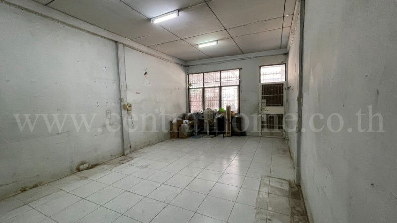 รูป ทาวน์เฮ้าส์ ซอยจรัญสนิทวงศ์ 25 ทำเลดี อยู่ต้นซอย ติดถนนจรัญสนิทวงศ์ - รูปที่ 6/20