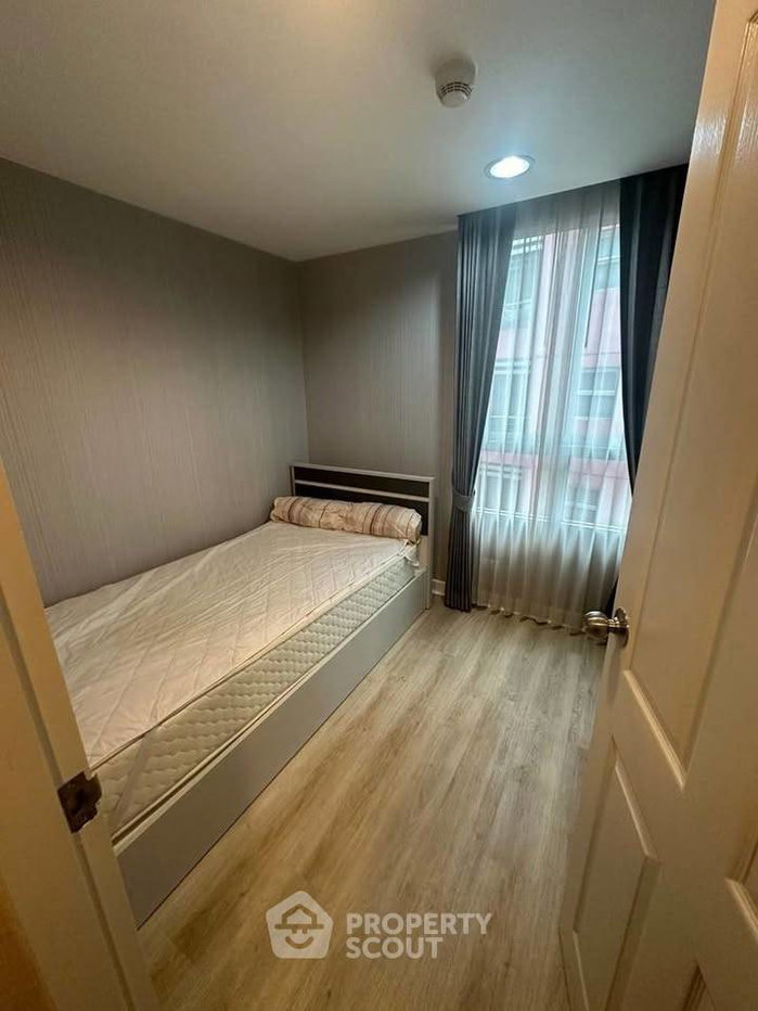 picture 2-BR Condo At The Kris Ratchada 17 Near MRT Sutthisan (ID 2618000) - 5/10