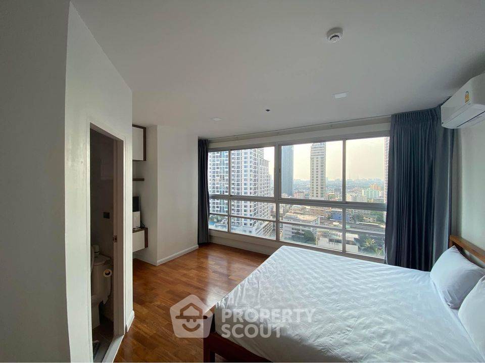 picture 2-BR Condo at Pathumwan Resort near BTS Phaya Thai (ID 1913287) - 2/13