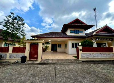 บ้านเดี่ยว หนองปรือ ชลบุรี : ขายบ้านเดี่ยวมือสอง หลังใหญ่ รีโนเวทใหม่ ใกล้ฟาร์มจระเข้พัทยา