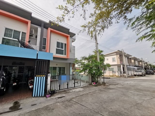 รูป BP00564 ขายทาวน์เฮ้าส์ หมู่บ้านอรินสิริ ปาร์ค @ พานทอง ชลบุรี - รูปที่ 8/8