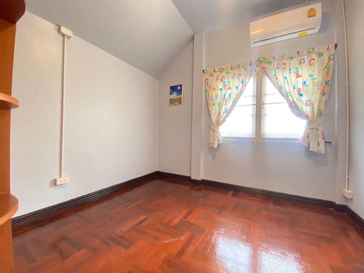 รูป ให้เช่าด่วน! บ้านเดี่ยว 2 ชั้น บ้านชานสมุทร – เมืองสมุทรปราการ ขนาด 83 ตร.วา พื้นที่ใช้สอย 230 ตร.ม. ราคาเพียง 39,000 บาท/เดือน — พร้อมเข้าอยู่ - รูปที่ 8/39