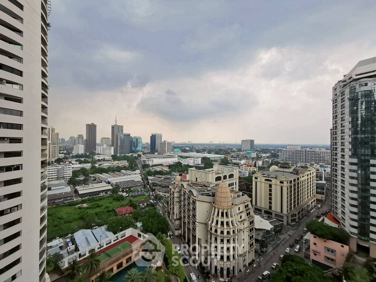 picture 2-BR Condo For Sale, 54 Sqm, High-Floor, The Lumpini 24, BTS Phrom Phong (ID 2617352) - 10/16