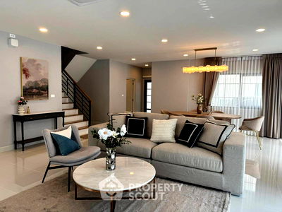 Houses for rent Bang Plee Samut Prakarn : 4-BR House at Centro Bangna in Bang Kaeo (ID 2617408)