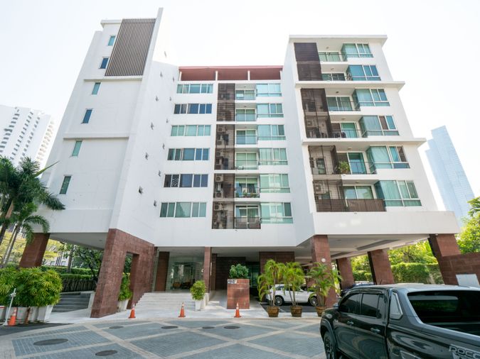 ให้เช่าคอนโด เดอะฟายน์ แอท ริเวอร์ เจริญนคร 𝟏𝟕  ขนาดห้อง 𝟕𝟕 ตรม. แบบ 𝟐 ห้องนอน 𝟏 ห้องน้ำ 𝟏 ห้องครัว 𝟏 ที่จอดรถแบบเฉพาะห้อง