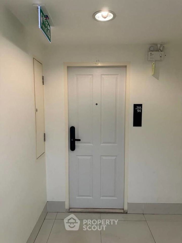 picture 2-BR Condo At The Kris Ratchada 17 Near MRT Sutthisan (ID 2618000) - 9/10