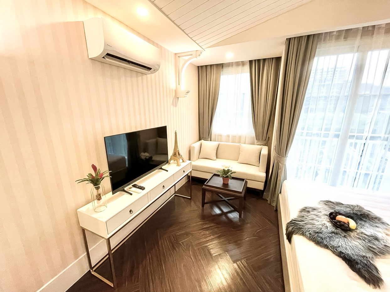 รูป Studio for Rent at Grand Florida Beachfront Condo Resort Pattaya - รูปที่ 2/7