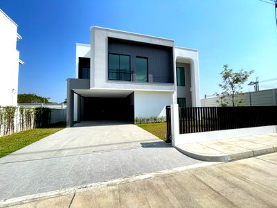 Houses for sale Wat Suwan Pradit (Wat Chang Kham Noi) : 🏡 New Single House for Sale near Chiang Mai International Airport – Mae Hia