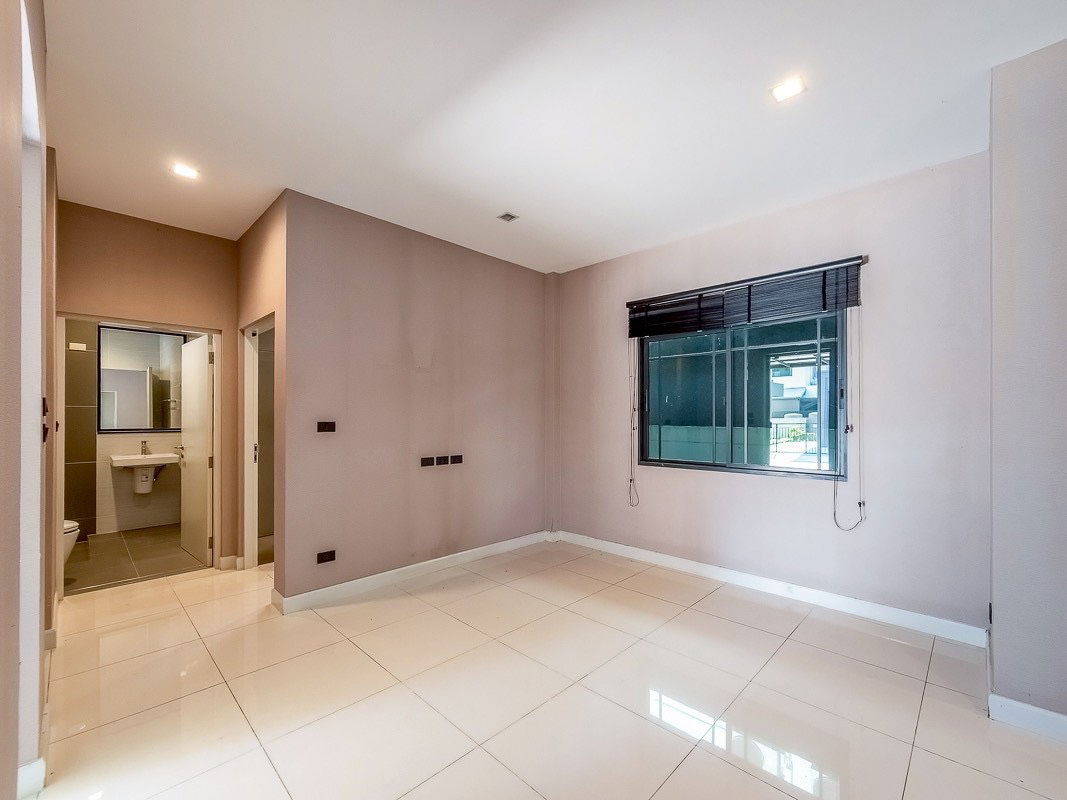 picture For Sell Bangkok Boulevard Ramintra - Serithai 2  - 27/46