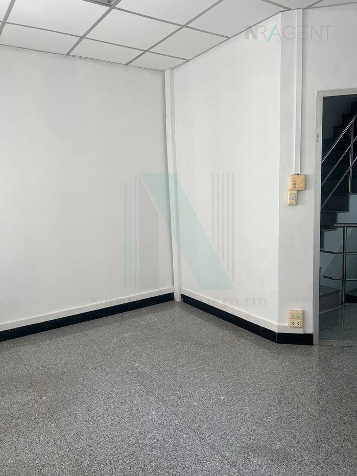 รูป 📌 ขายทาวน์เฮาส์ โครงการ ศรีวรา ทาวน์อินทาวน์ 3 ชั้น 4 ห้องนอน 3 ห้องน้ำ - รูปที่ 6/8