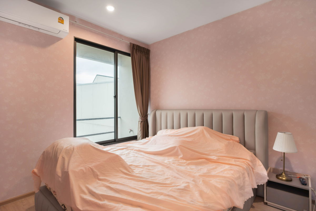 รูป ขายด่วน! บ้านสวยใหม่ สไตล์โมเดิร์น สุขุมวิท 77 📍 ตำแหน่งแปลงมุม ต้นโครงการ ใกล้ส่วนกลาง ฟรี built-in ทุกมุม! ในงบเพียง 7 ล้าน - รูปที่ 18/18