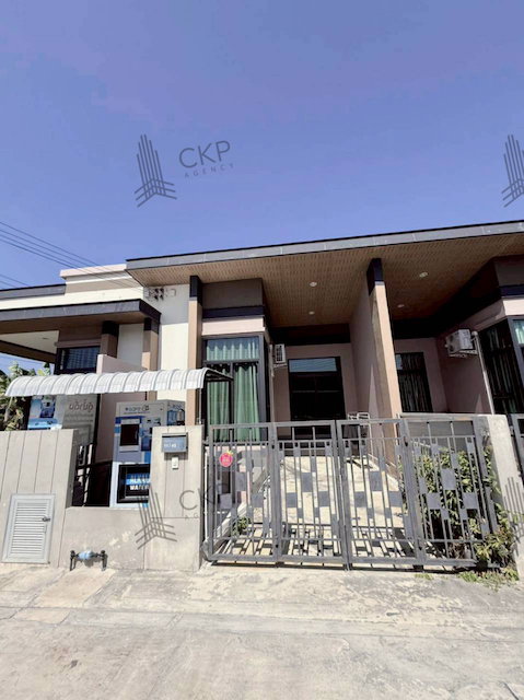 รูป ขายด่วน ทาวน์เฮาส์ แสนมณี 16 พานทอง ต่อเติมแล้ว ใกล้โรบินสันไลฟ์สไตล์ ชลบุรี ไม่ไกลจากตัวเมือง พร้อมเข้าอยู่ - รูปที่ 1/8