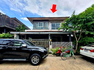 Houses for sale Nakhon Pathom : FOR SALE  HOUSE PROPERTY  3520000 BAHT.