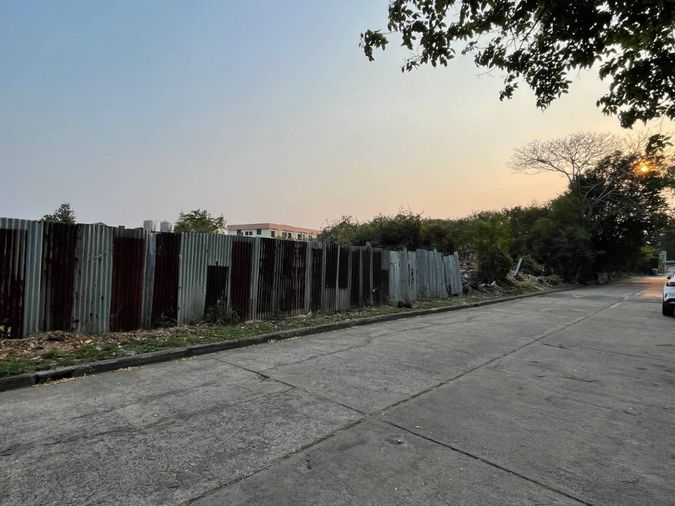 Land for sale, 296 sq wah, Watthana