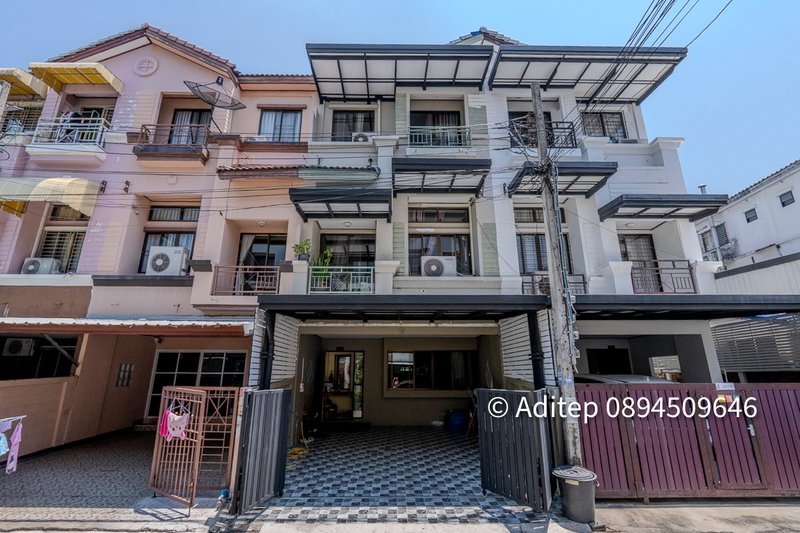 ขายทาวน์โฮม : ขายทาวน์โฮม 3 ชั้น บ้านกลางเมือง รัชดา-เหม่งจ๋าย 1 ขนาด 21.9 ตรว. 3 ห้องนอน 4 ห้องน้ำ ทำเลใจกลางเมือง ใกล้ MRT 