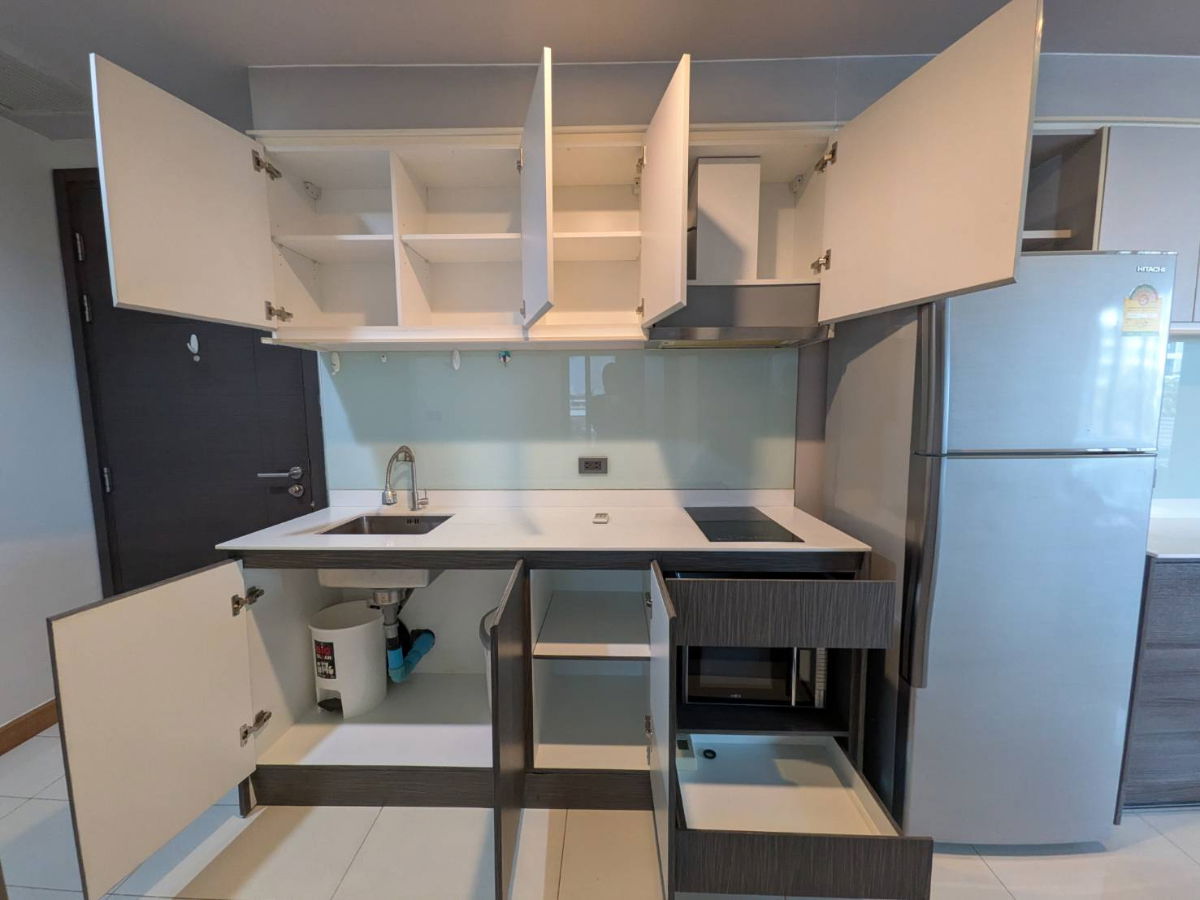 picture For Rent 1bed 45sqm Corner Unit - 6/12