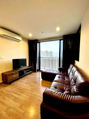 Condos for rent : Condo for Rent at The Tree Interchange (A6902012)