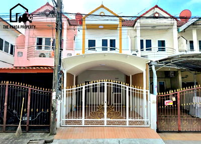 ทาวน์โฮม เทสโก้โลตัส ศรีนครินทร์ : หมู่บ้านเฟื่องฟ้าวิลล่า 12 ซอยมังกร ต้นซอยทางออกเทพารักษ์