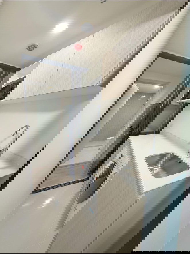 รูป 🟨 ดิ ออลิจิ้น สายลวด ชั้น31 วิวเมือง พร้อมอยู่  เข้าอยู่ ภายใน กพ ต่อรองได้ สนใจติดต่อ 082-3223695 🟨 - รูปที่ 7/10