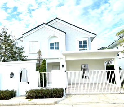 เช่าบ้านเดี่ยว บ.เอ็มเค เรสโตรองต์ กรุ๊ป : ให้ เช่า บ้านเดี่ยว ชัยพฤกษ์ บางนา กม.15 ขนาด 67 ตรว 184 ตรม 3 นอน  4 น้ำ 2 ชั้น จอดรถได้ 2 คัน