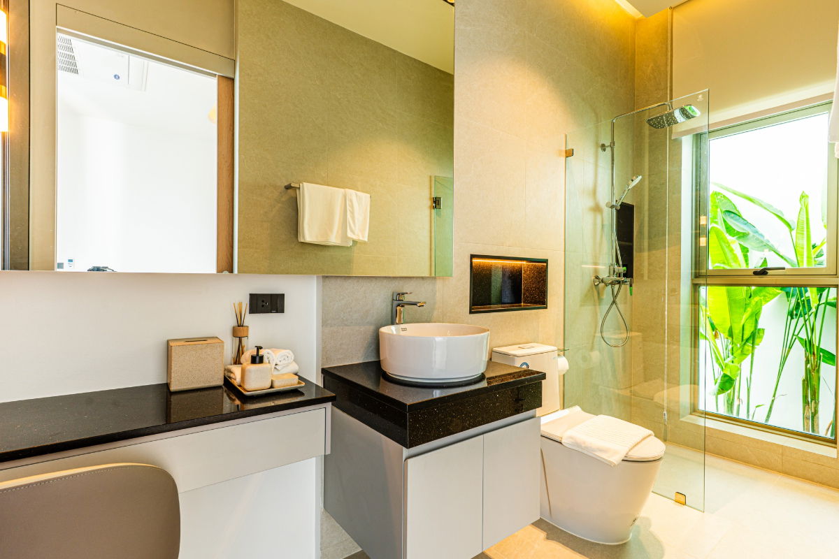 รูป ขายด่วน วิลล่าสุดหรู ราไวย์ ภูเก็ต ขนาด 216 ตร.ม. 2ห้องนอน ขาย 13.9 ล้านบาท - รูปที่ 15/18